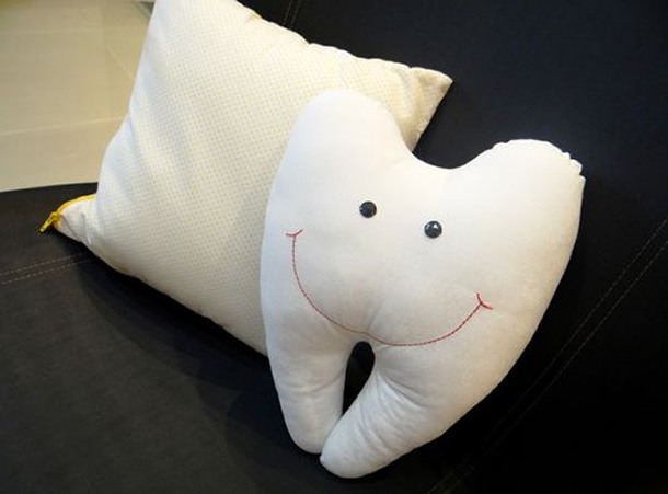 almofadas-diferentes-dente