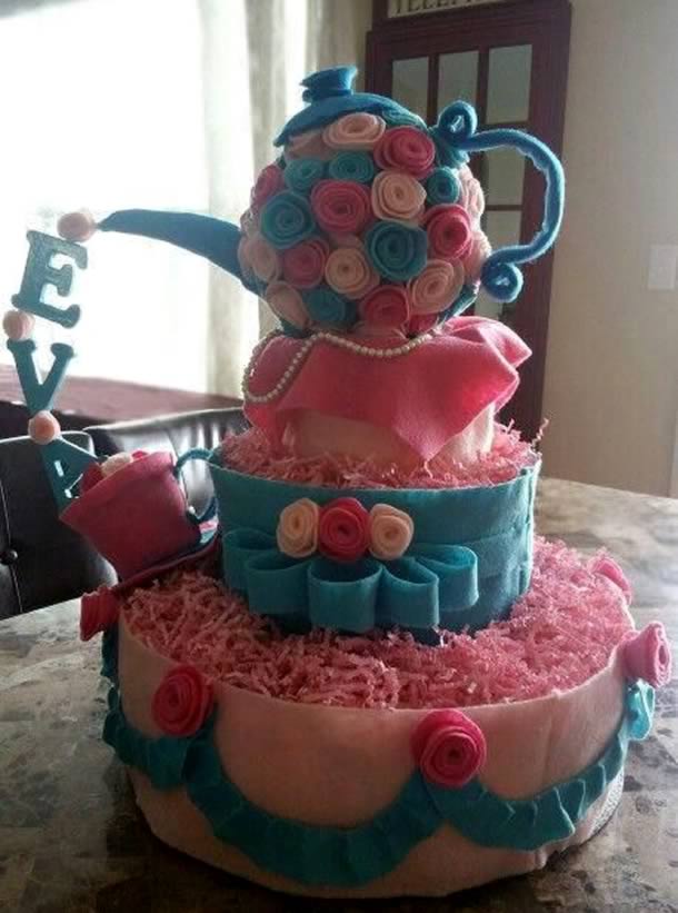 bolo-de-fraldas-rosa-azul-cha