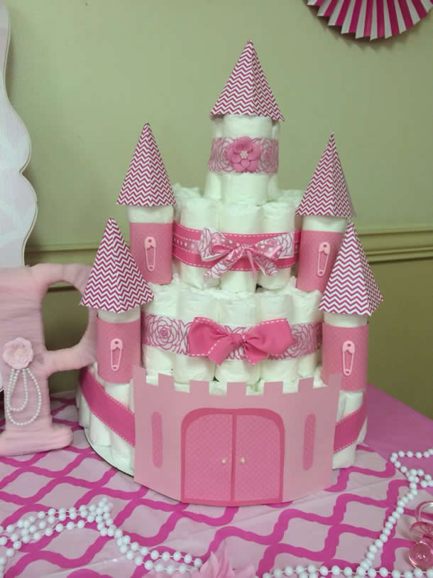 bolo-de-fraldas-rosa-castelo-papel