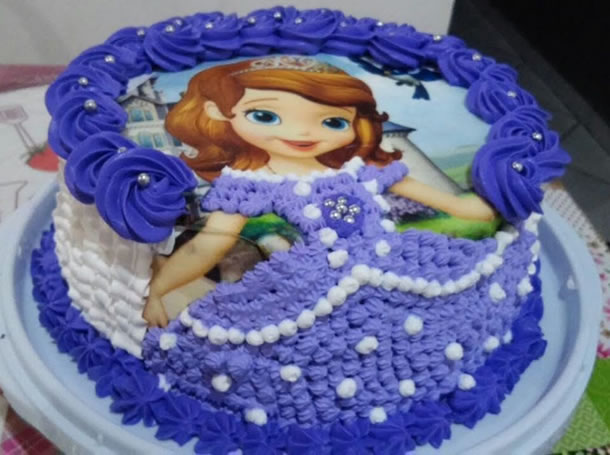 bolo-da-princesa-sofia-chantilly