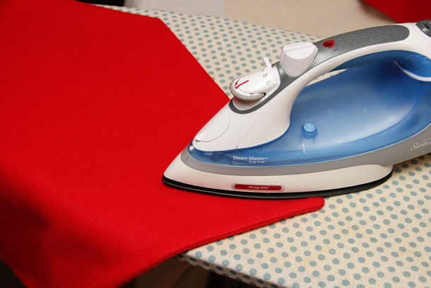 gorro-de-papai-noel-cadeira-ferro